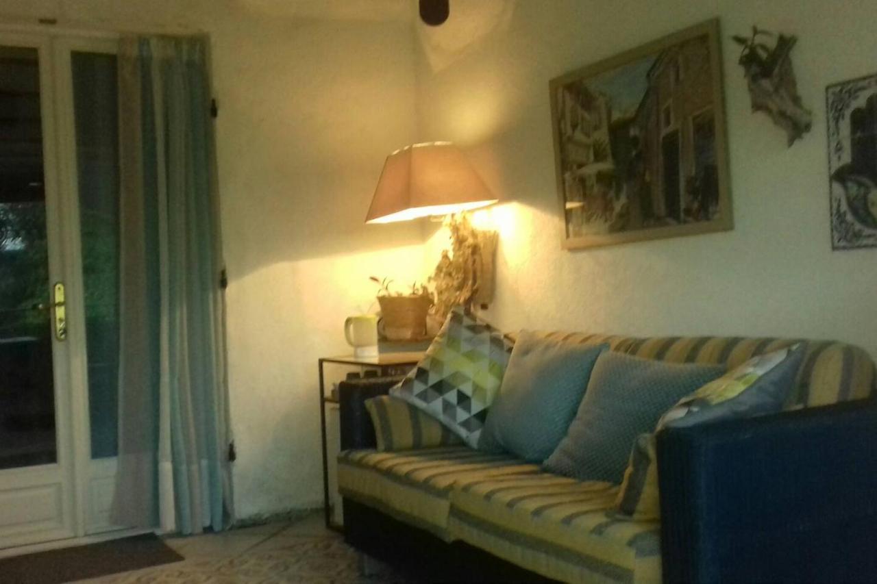 Suite Privé Chez Dunja Roumoules Extérieur photo